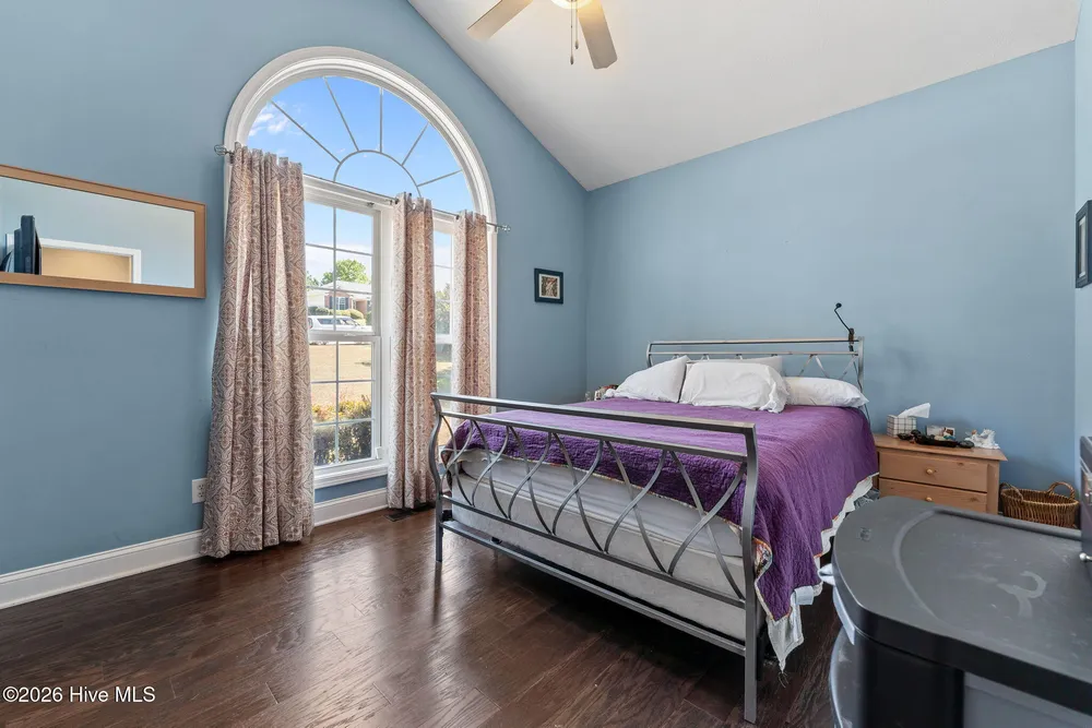 355 Queens Cove Way, Carthage, NC 28327
