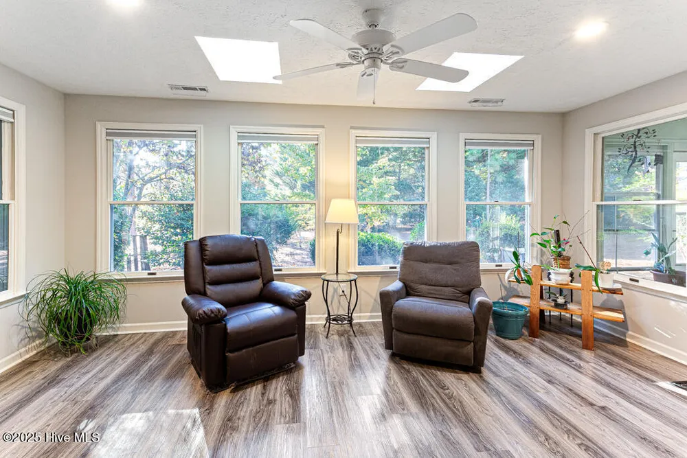 385 Pinehurst Trace Dr, Pinehurst, NC 28374