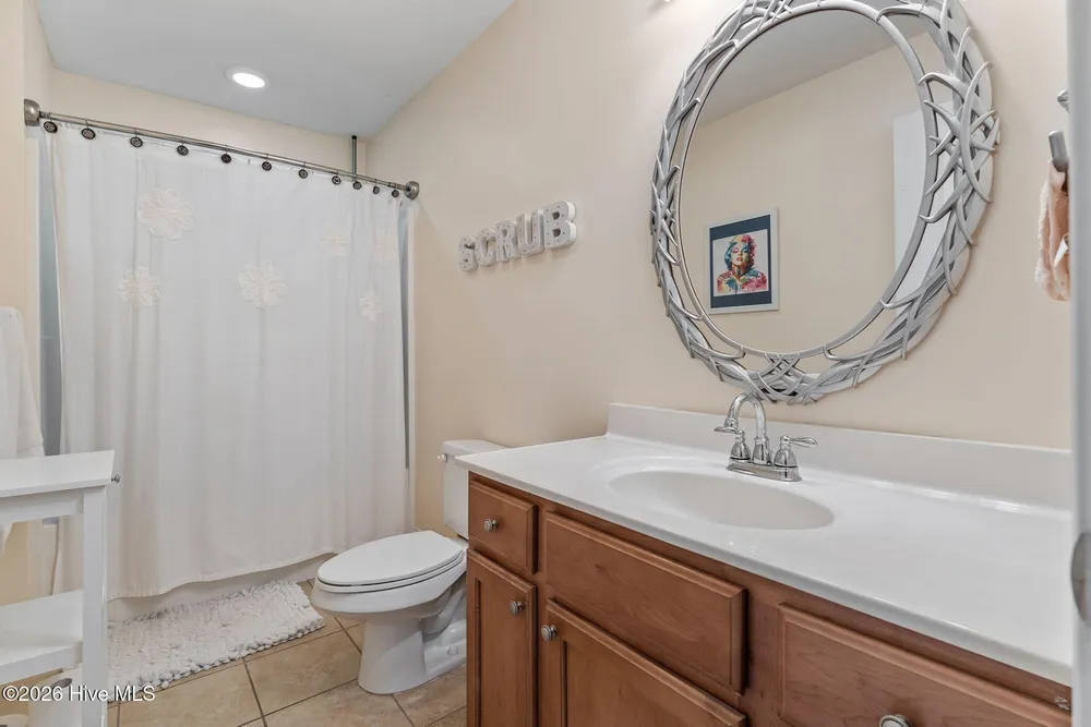355 Queens Cove Way, Carthage, NC 28327
