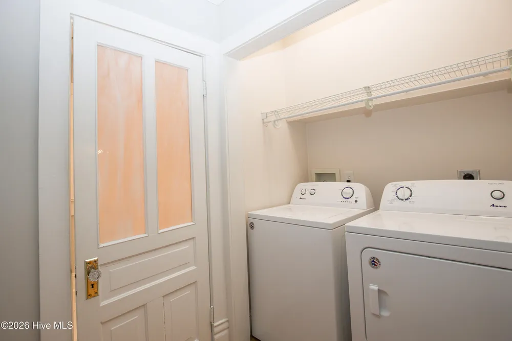 225 E Vermont Ave, Southern Pines, NC 28387