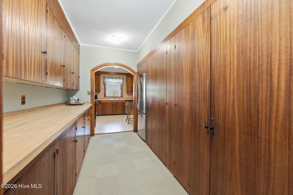 535 E Morganton Rd, Southern Pines, NC 28387