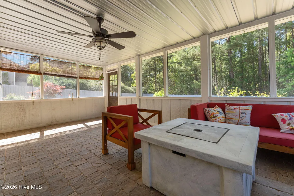 355 Queens Cove Way, Carthage, NC 28327
