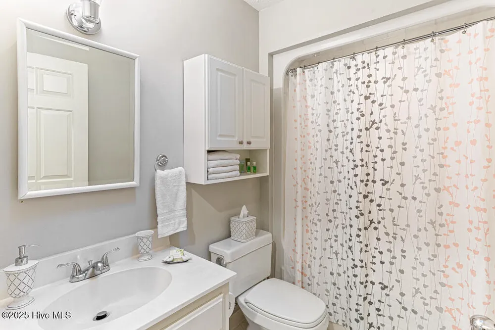 385 Pinehurst Trace Dr, Pinehurst, NC 28374