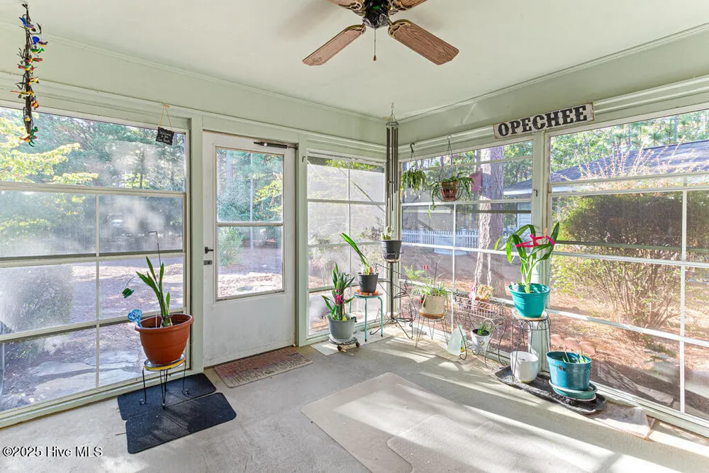 385 Pinehurst Trace Dr, Pinehurst, NC 28374