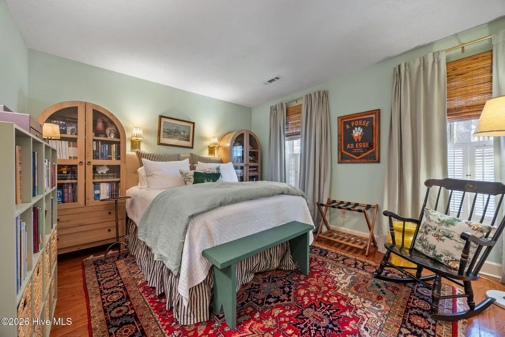 385 Lake Dornoch Dr, Pinehurst, NC 28374