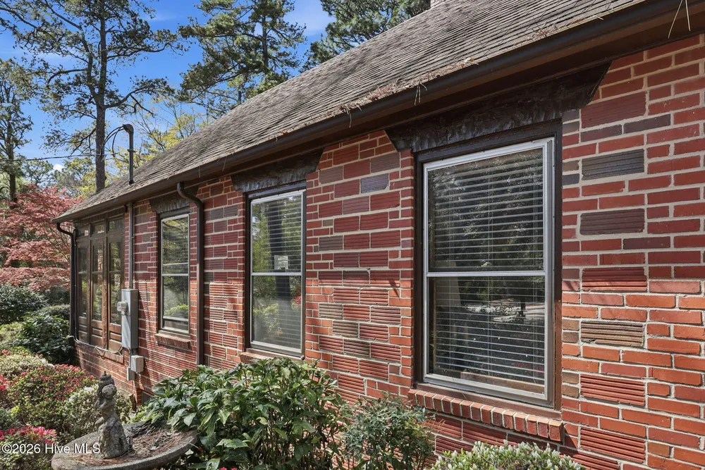 535 E Morganton Rd, Southern Pines, NC 28387