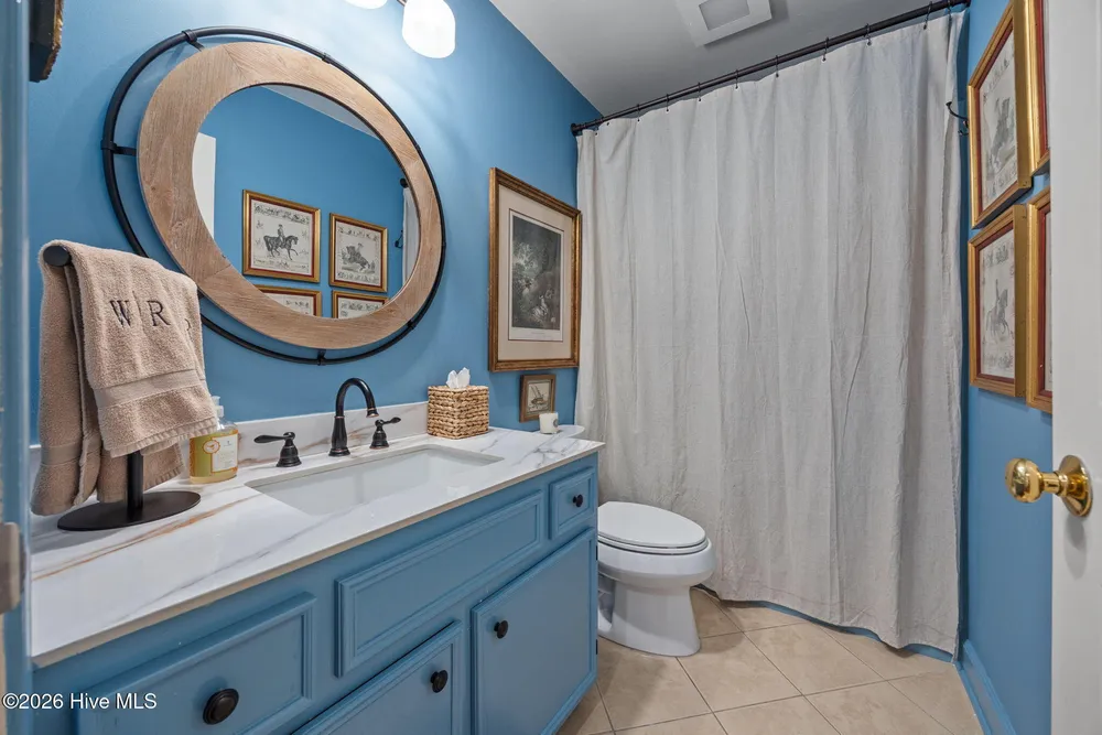385 Lake Dornoch Dr, Pinehurst, NC 28374