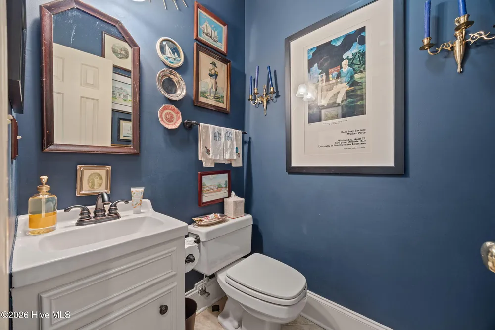 385 Lake Dornoch Dr, Pinehurst, NC 28374