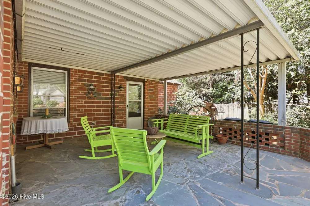 535 E Morganton Rd, Southern Pines, NC 28387