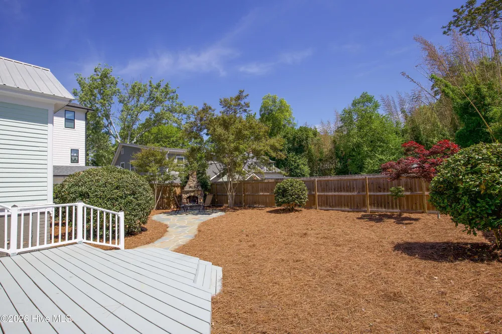 225 E Vermont Ave, Southern Pines, NC 28387