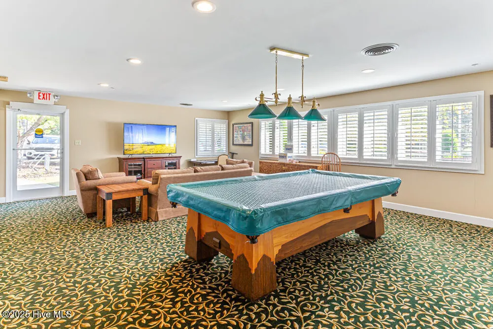 385 Pinehurst Trace Dr, Pinehurst, NC 28374