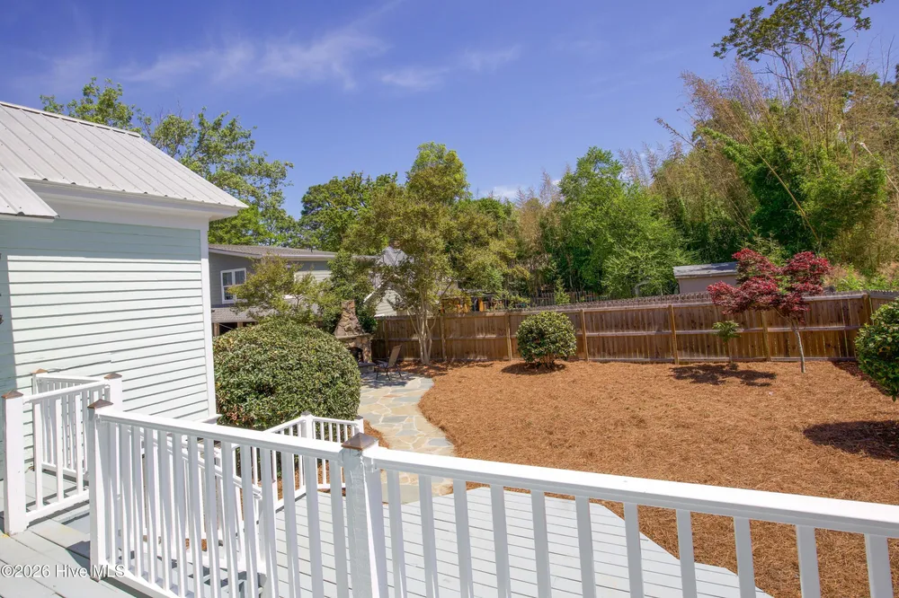225 E Vermont Ave, Southern Pines, NC 28387