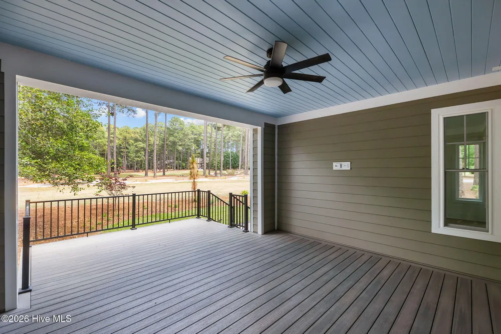 62 McMichael Dr, Pinehurst, NC 28374