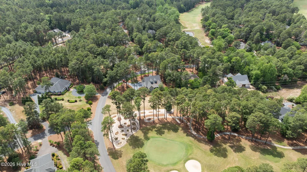 62 McMichael Dr, Pinehurst, NC 28374