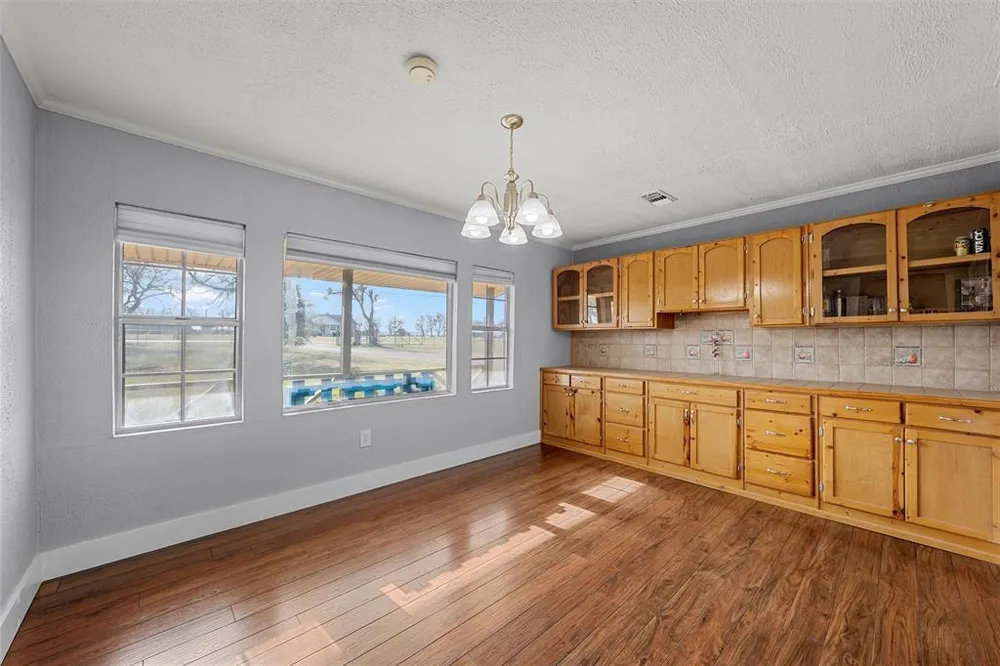 398 Bluebonnett Ln, Lorena, TX 76655