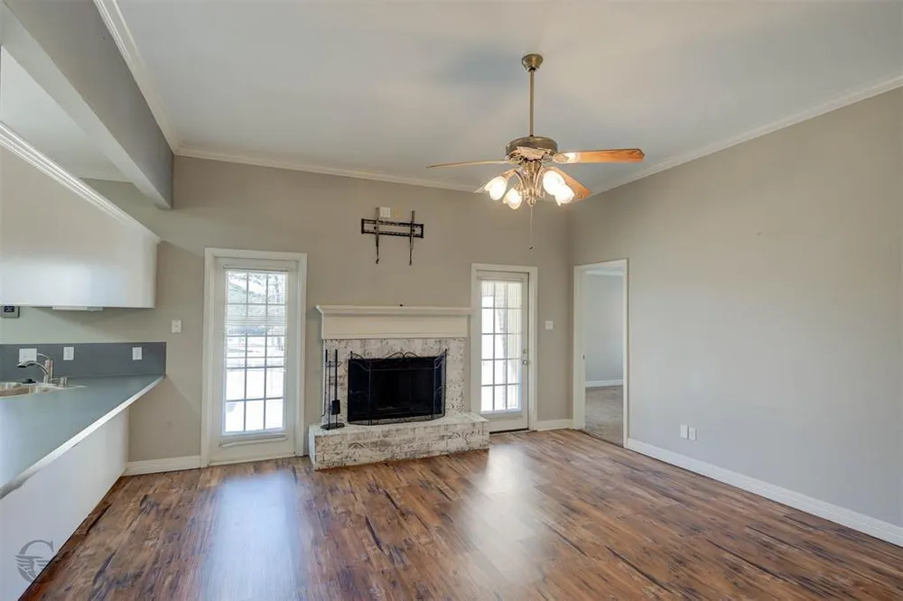 4930 Beechwood Hills Dr, Shreveport, LA 71107