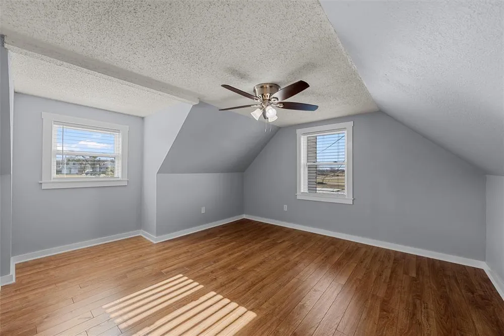 398 Bluebonnett Ln, Lorena, TX 76655