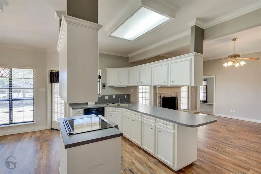 4930 Beechwood Hills Dr, Shreveport, LA 71107