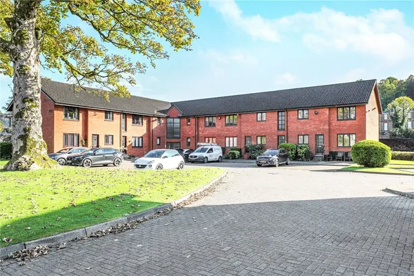 Lintwhite Court, Bridge of Weir, PA11