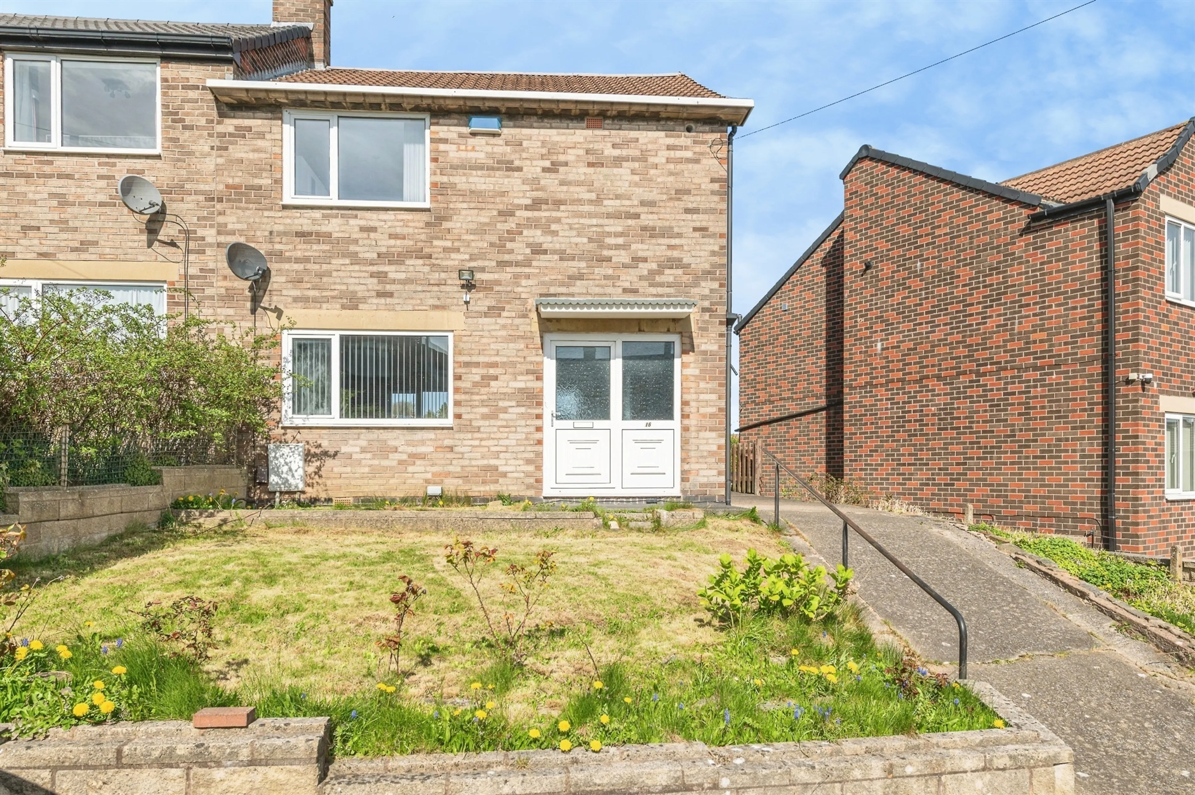 Property at Pateley Crescent, Huddersfield