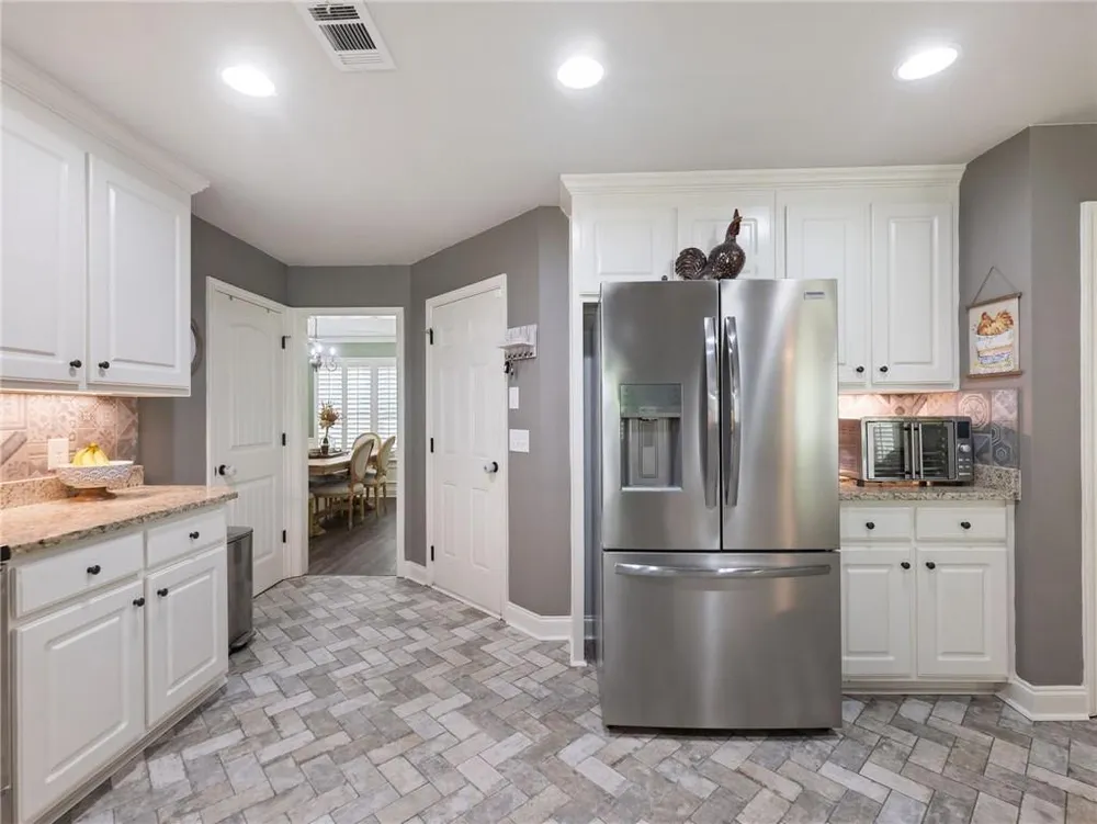 727 Brannon Holder Rd, Winder, GA 30680