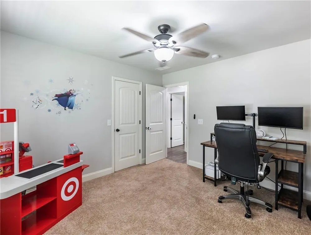 727 Brannon Holder Rd, Winder, GA 30680