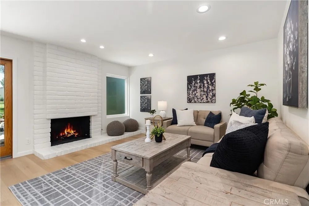 19 Whitewood Way, Irvine, CA 92612