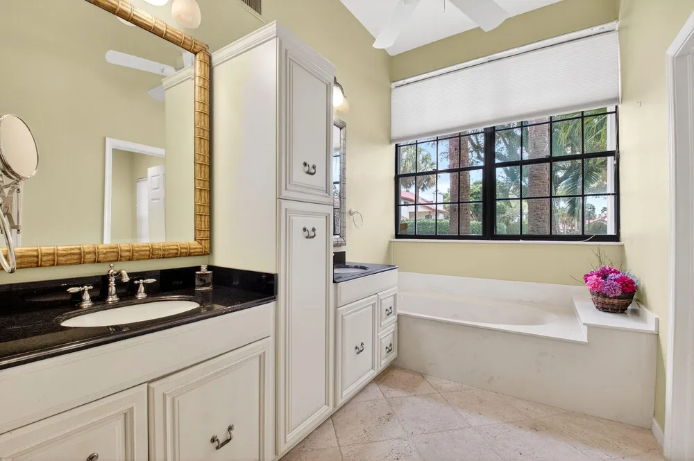 21700 Club Villa Terrace, Boca Raton, FL 33433