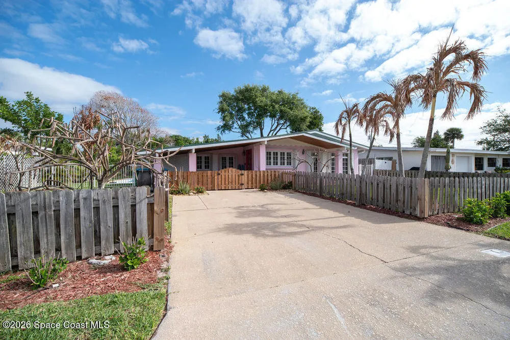 238 Harbor Dr, Cape Canaveral, FL 32920