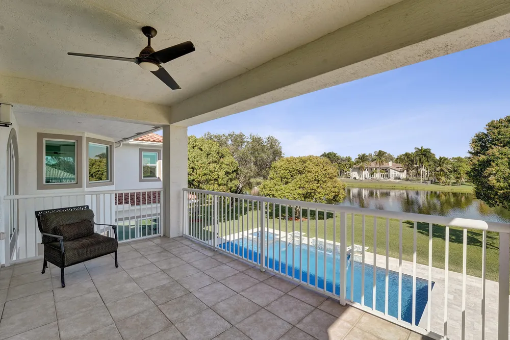 2846 Juniper Ln, Davie, FL 33330