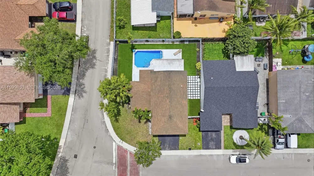 14600 Ashland Pl, Davie, FL 33325