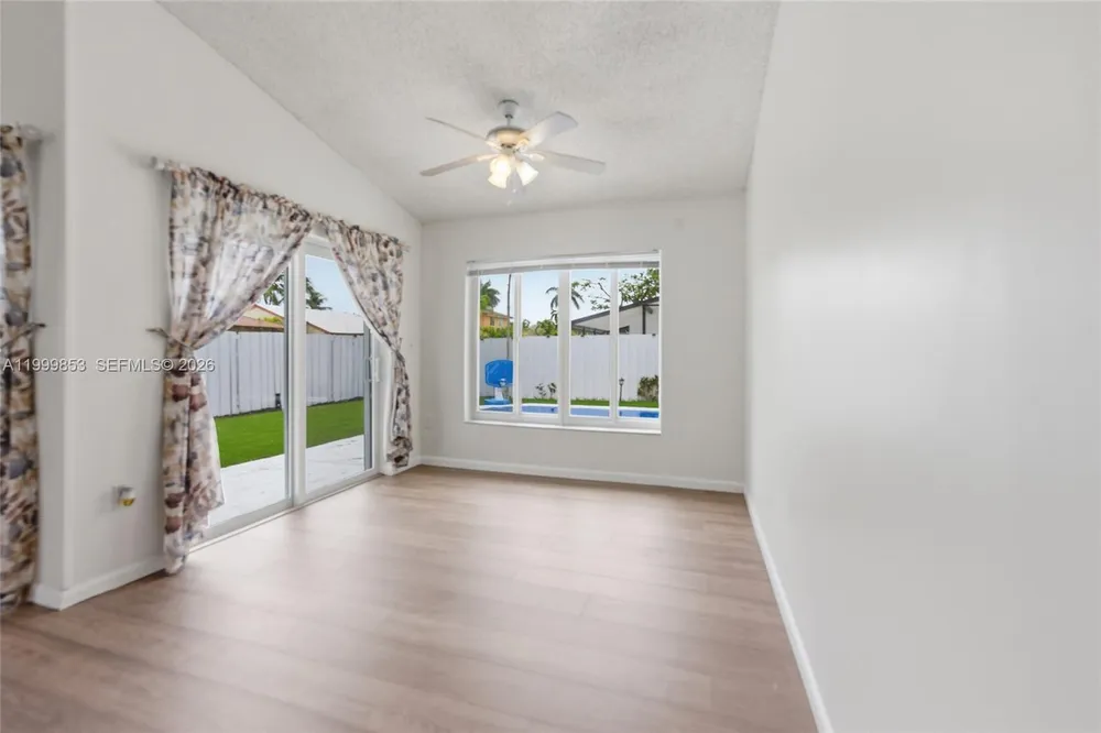 14600 Ashland Pl, Davie, FL 33325
