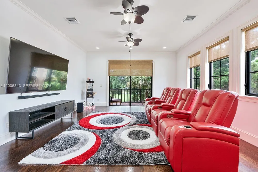 7080 Long Leaf Dr, Parkland, FL 33076