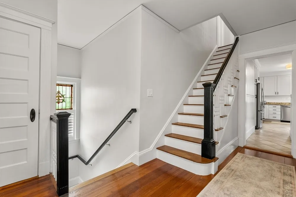 1469 Centre St, Newton, MA 02461