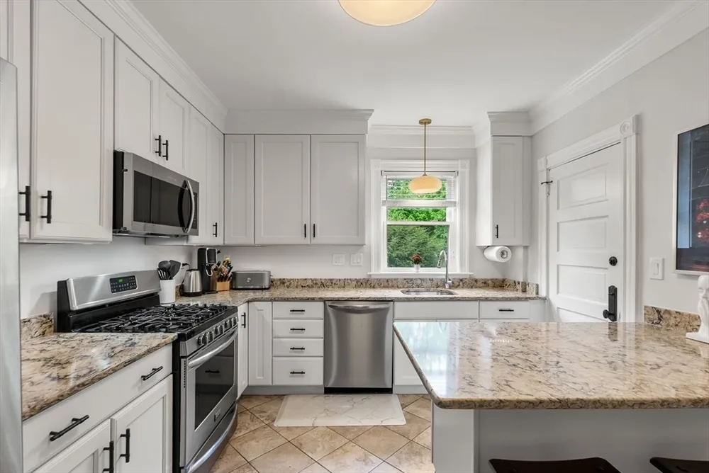 1469 Centre St, Newton, MA 02461
