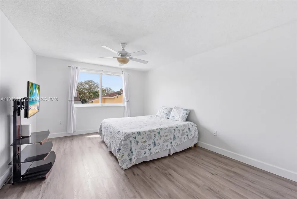 14600 Ashland Pl, Davie, FL 33325