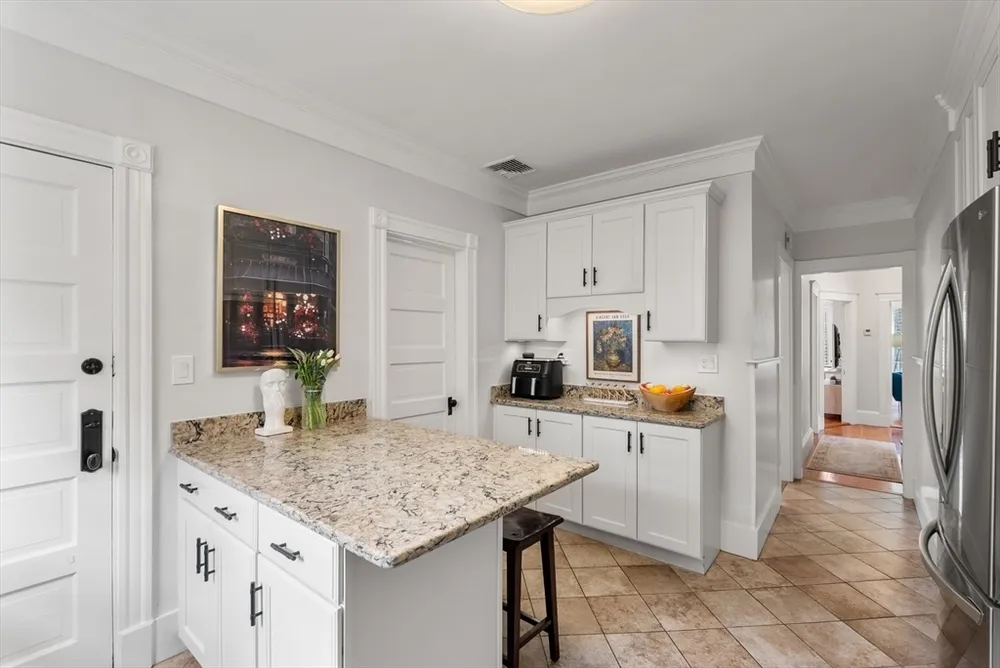 1469 Centre St, Newton, MA 02461
