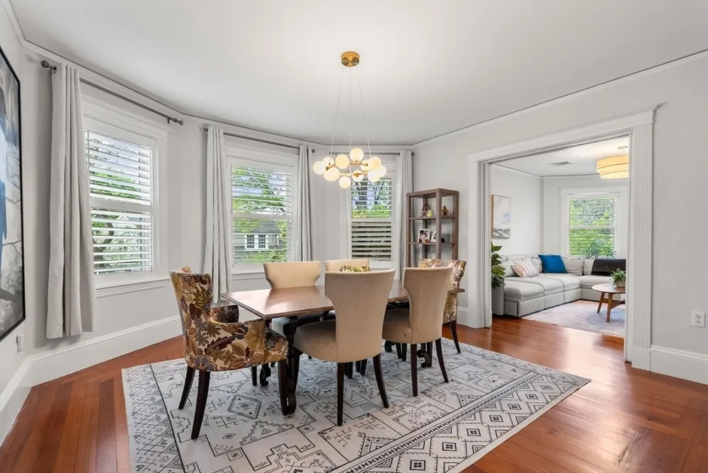 1469 Centre St, Newton, MA 02461