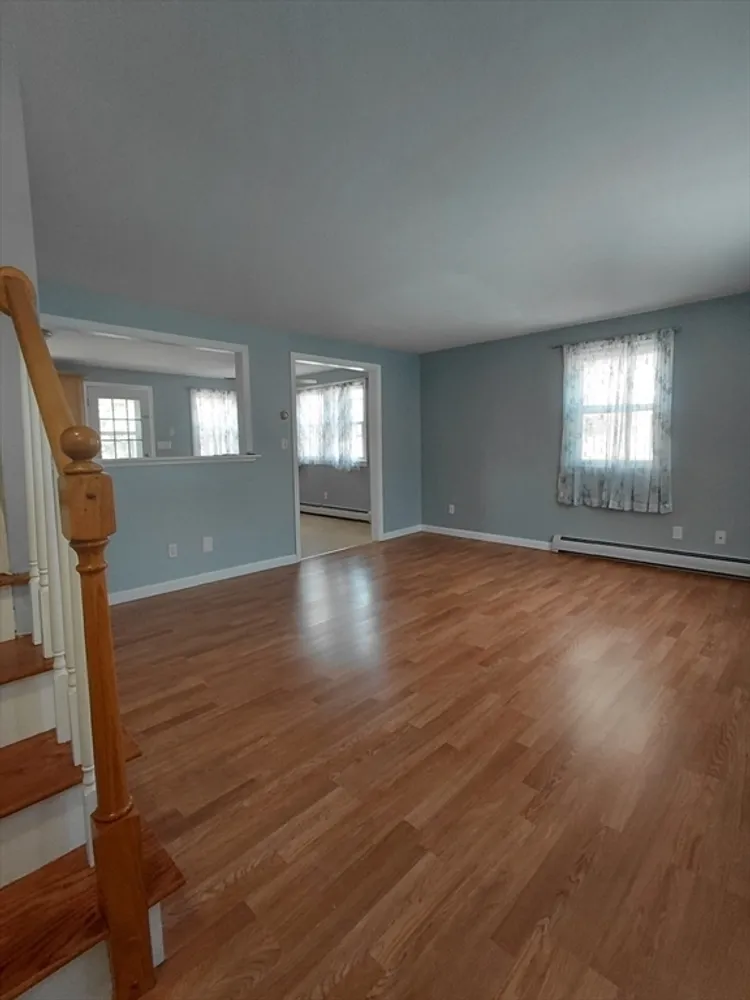 627 Westford St, Lowell, MA 01851