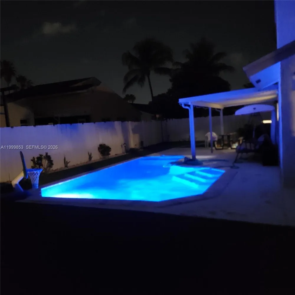 14600 Ashland Pl, Davie, FL 33325