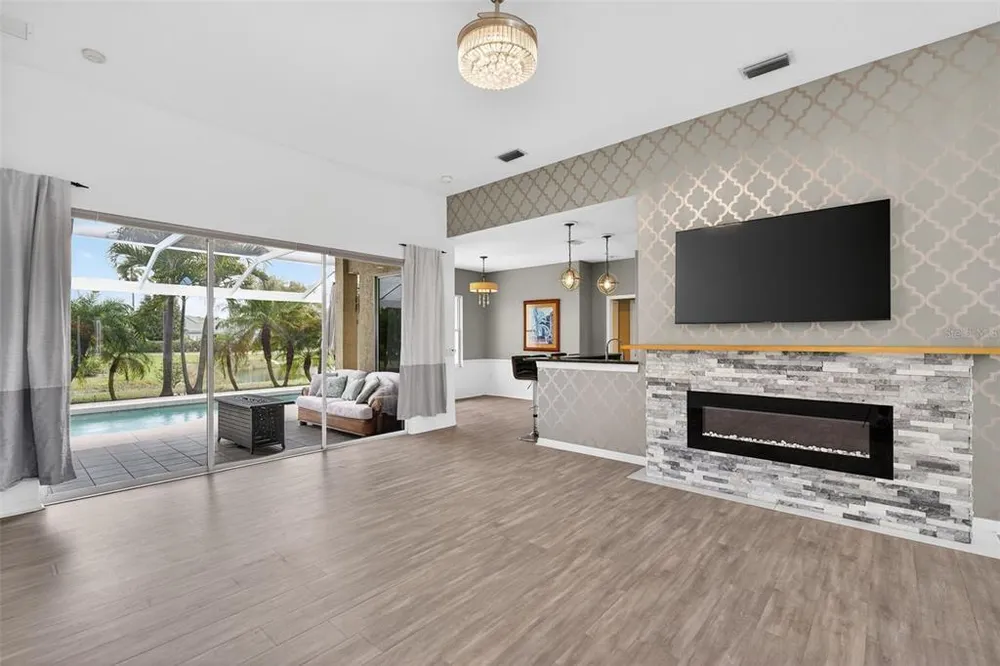 4449 Golden Lake Dr, Sarasota, FL 34233