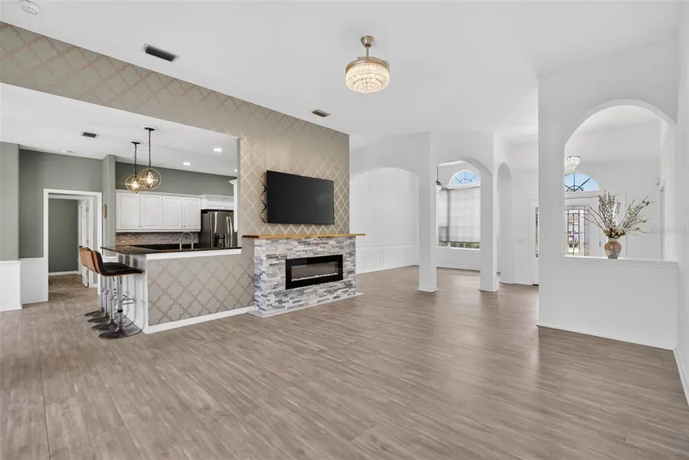4449 Golden Lake Dr, Sarasota, FL 34233