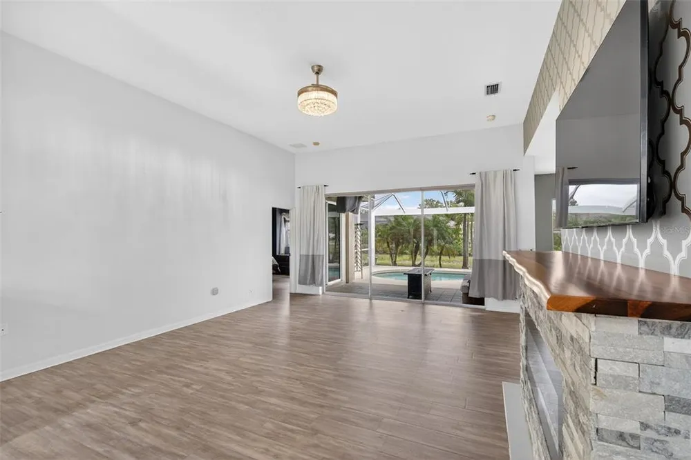 4449 Golden Lake Dr, Sarasota, FL 34233