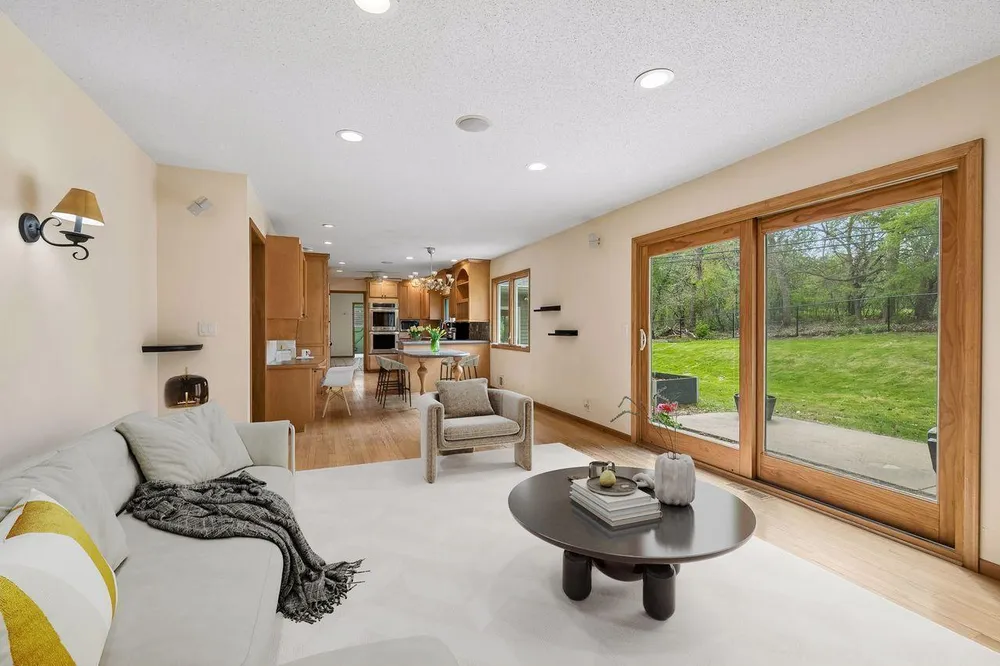 8817 Westmoreland Ln, Saint Louis Park, MN 55426