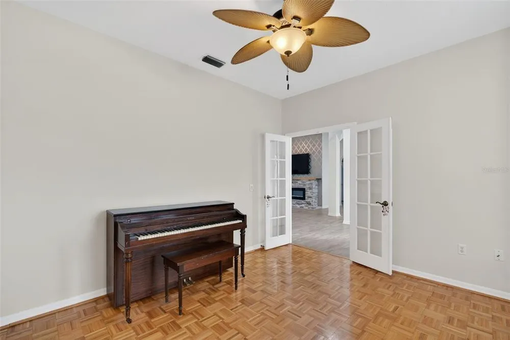 4449 Golden Lake Dr, Sarasota, FL 34233