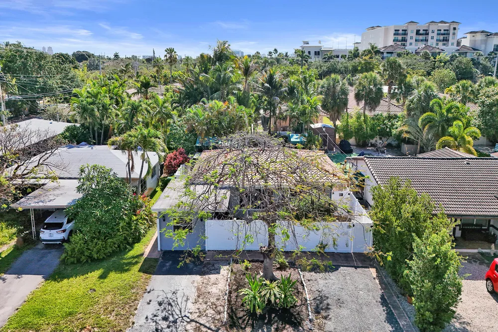 1036 NE 9th Ave, Fort Lauderdale, FL 33304