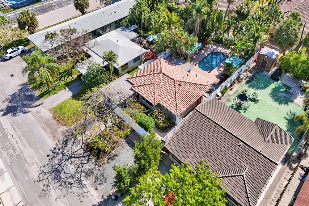 1036 NE 9th Ave, Fort Lauderdale, FL 33304