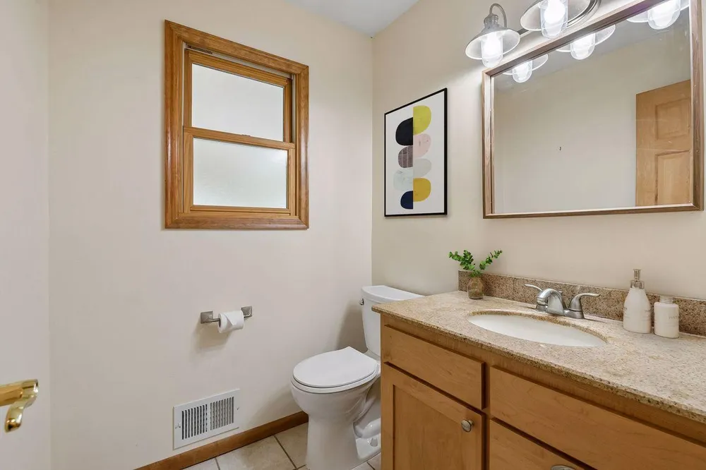 8817 Westmoreland Ln, Saint Louis Park, MN 55426