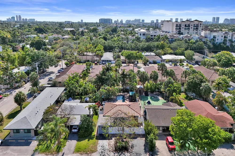 1036 NE 9th Ave, Fort Lauderdale, FL 33304