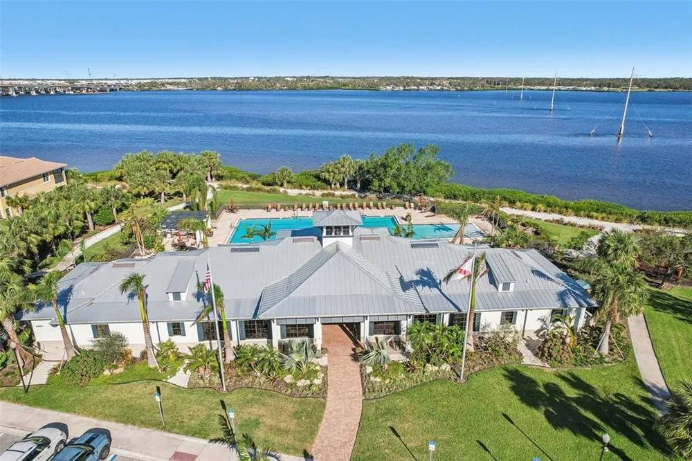 931 Tidewater Shores Loop, Bradenton, FL 34208